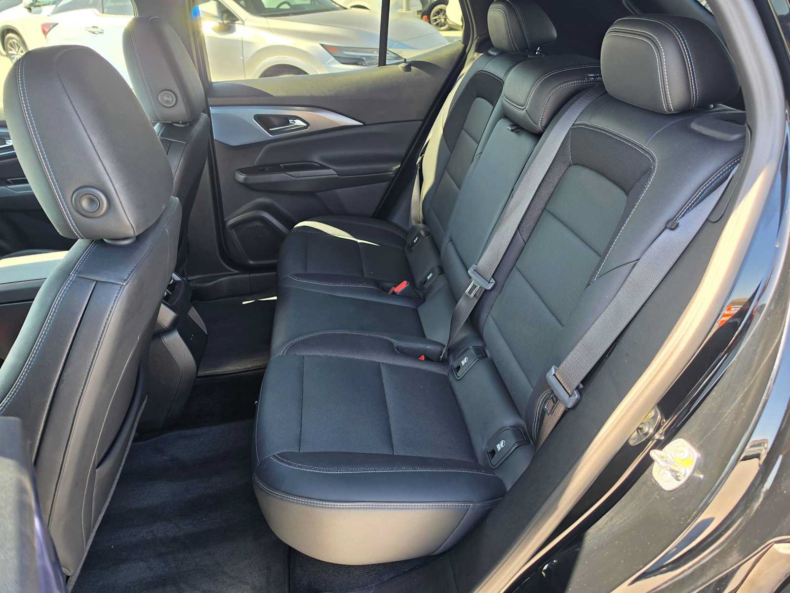 Used 2024 Chevrolet Equinox EV LT w/ Active Safety Package 3 FWD image 17