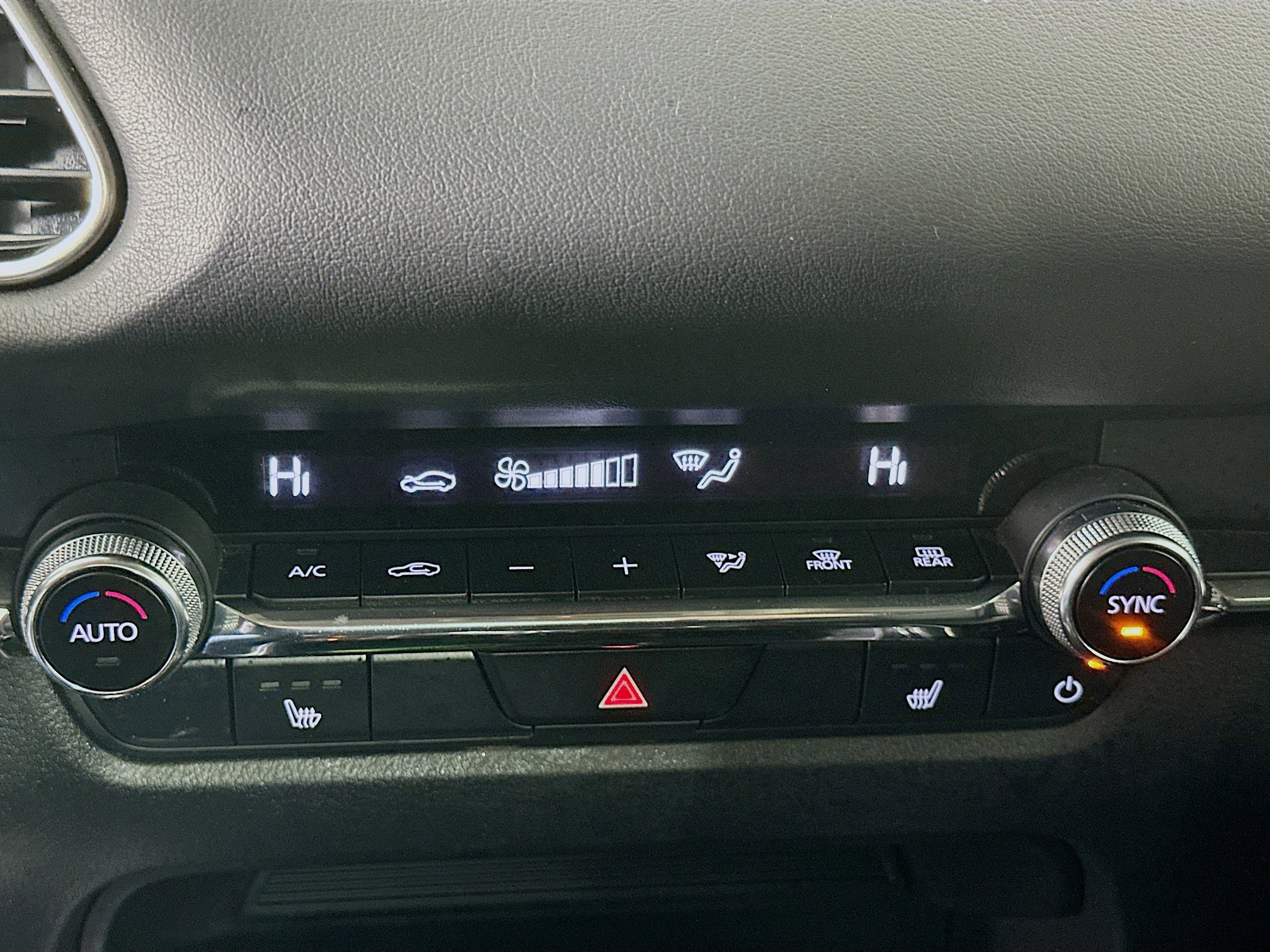 Used 2024 MAZDA CX-30 AWD 2.5 S w/ Preferred Package image 24