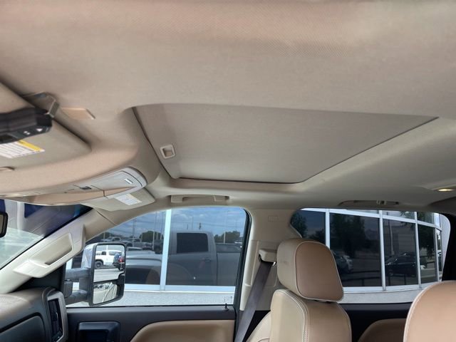 Used 2018 GMC Sierra 3500 Denali w/ Duramax Plus Package AWD/4WD image 11