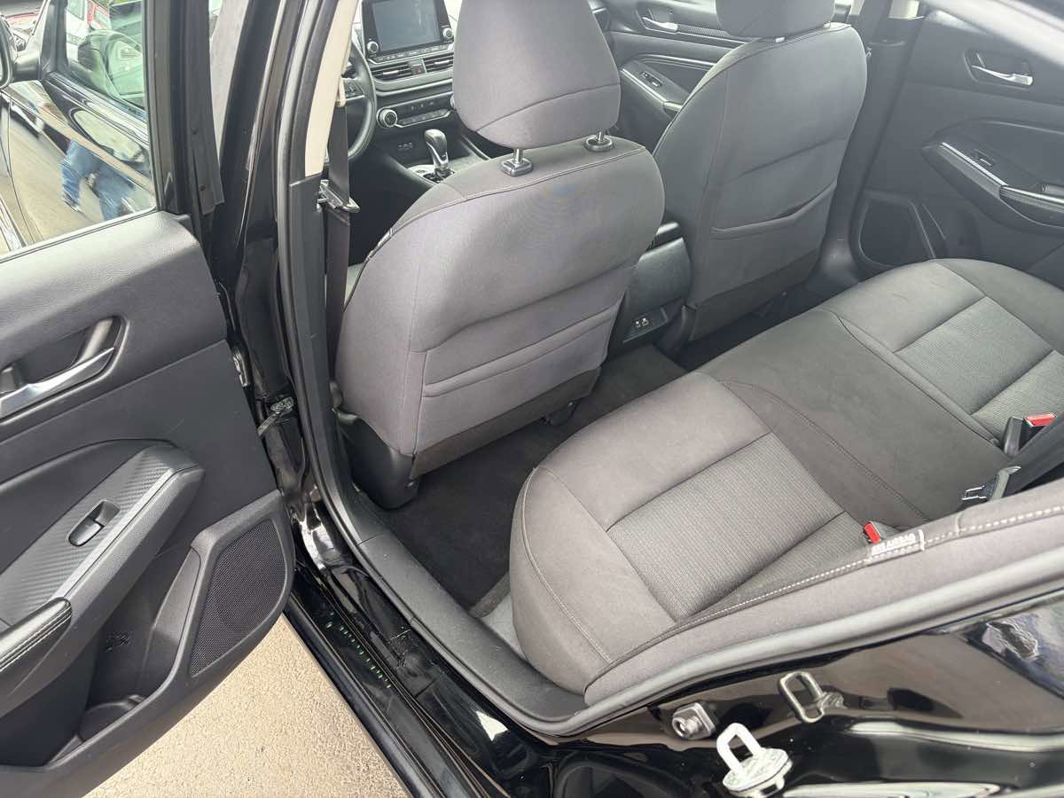 Used 2020 Nissan Altima 2.5 S FWD image 18