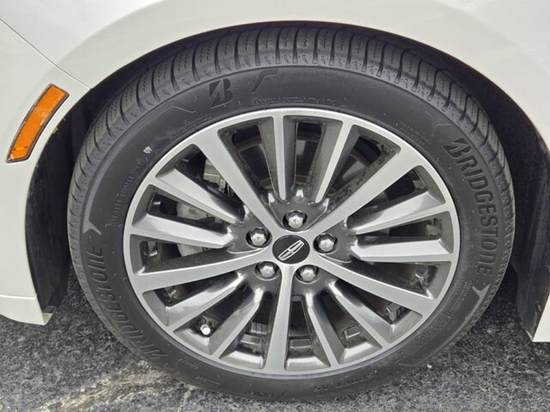 Used 2017 Lincoln MKZ Select w/ Select Plus Package image 9