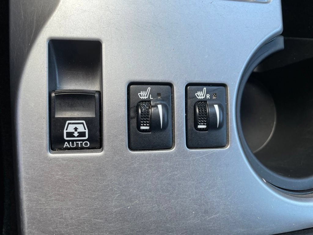 Used 2018 Toyota 4Runner SR5 Premium AWD/4WD image 23