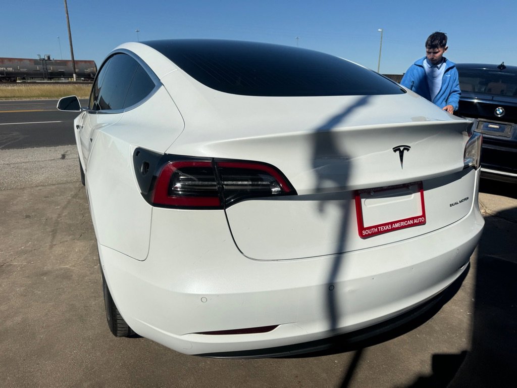 Used 2018 Tesla Model 3 Long Range AWD/4WD image 32