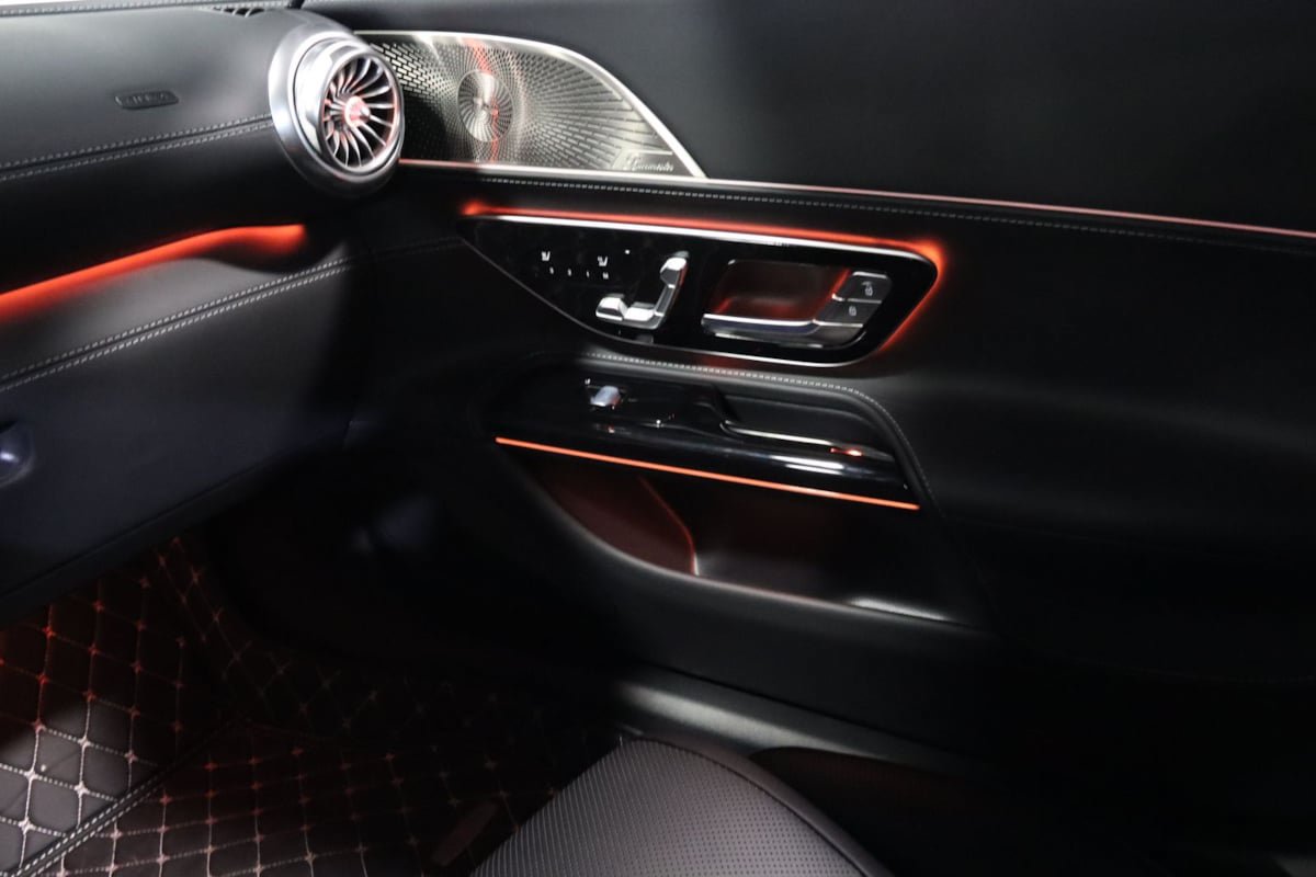 Used 2025 Mercedes-Benz AMG GT 63 image 20