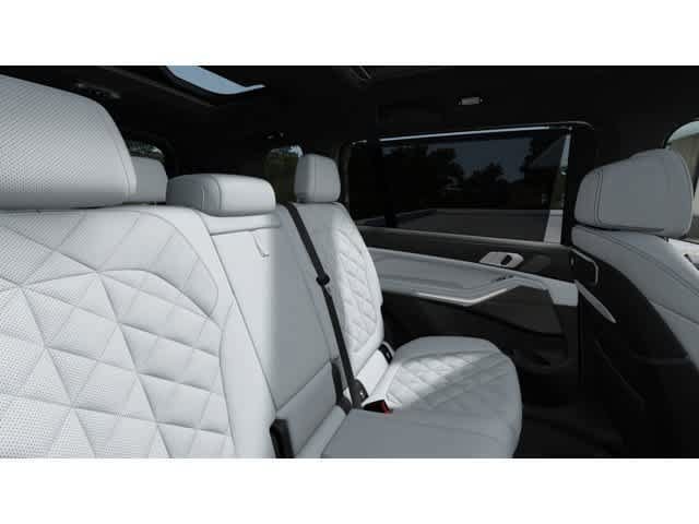 Used 2026 BMW X7 xDrive40i w/ Premium Package AWD/4WD image 12