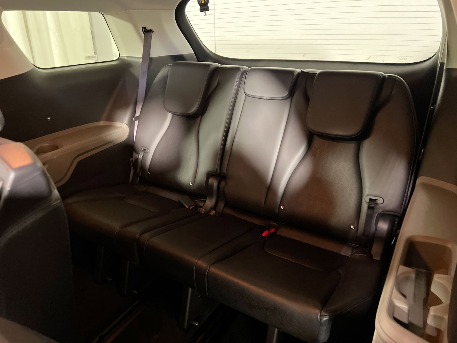 Used 2025 Kia Carnival image 26