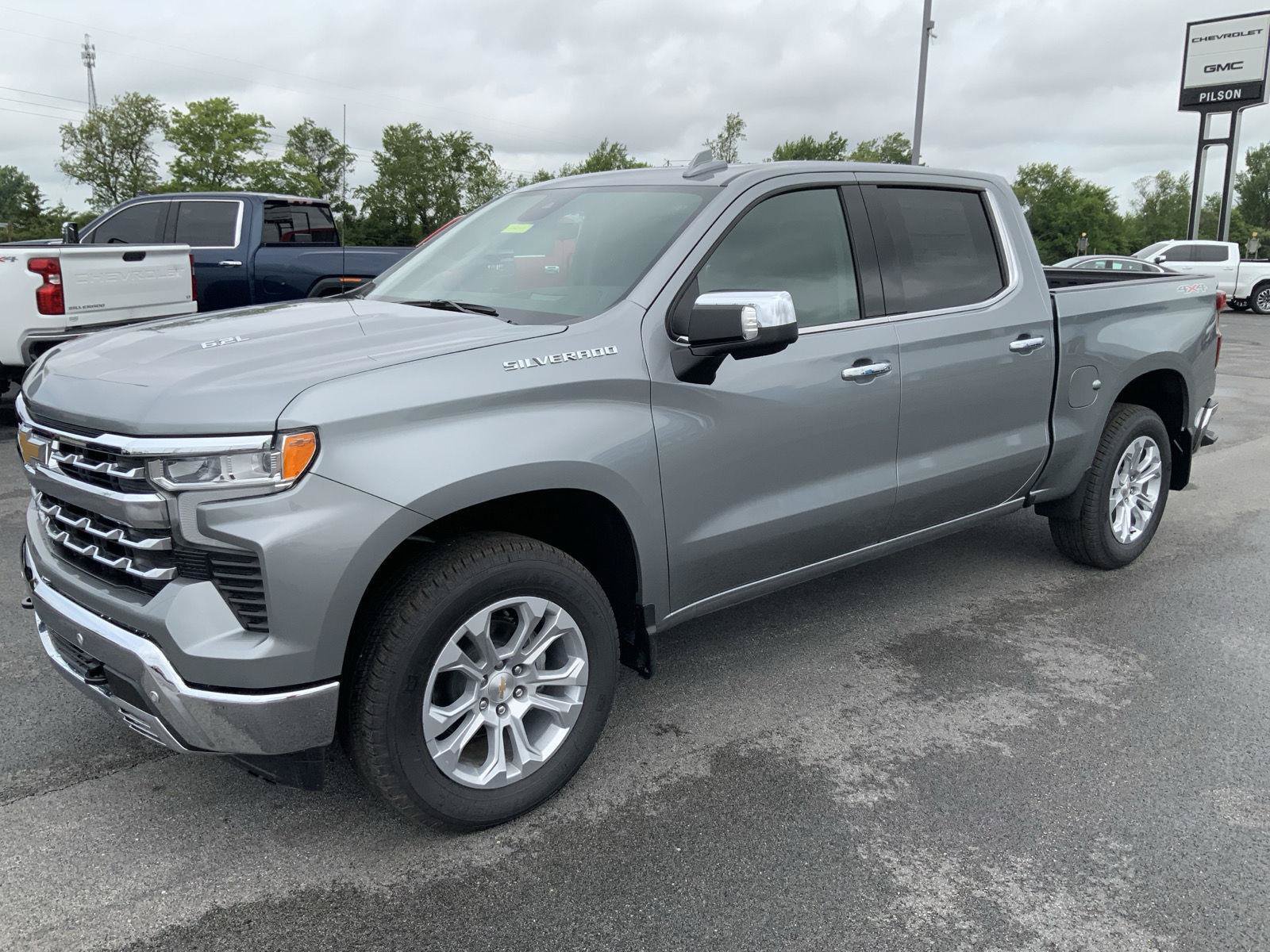 New 2026 Chevrolet Silverado 1500 LTZ w/ LTZ Premium Package AWD/4WD image 4