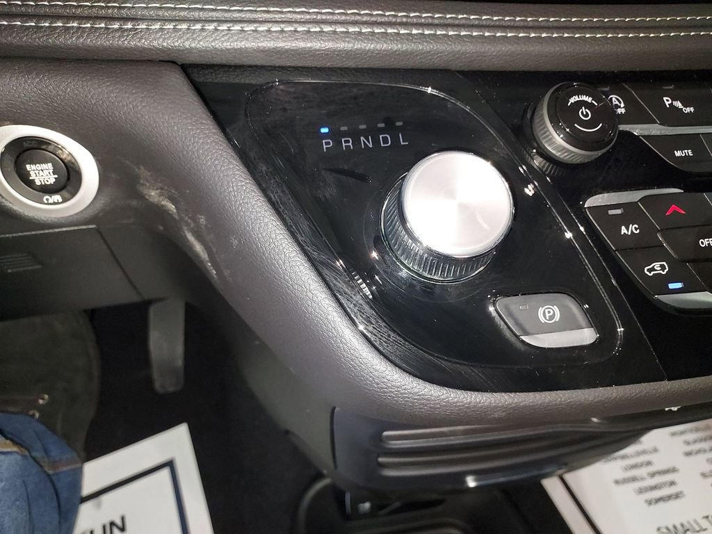 New 2026 Chrysler Pacifica Select w/ S Appearance Package image 25