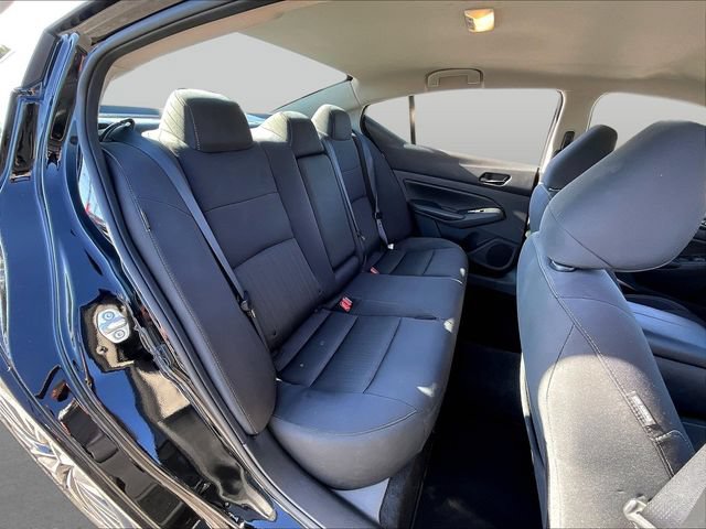 Used 2025 Nissan Altima 2.5 SV FWD image 25