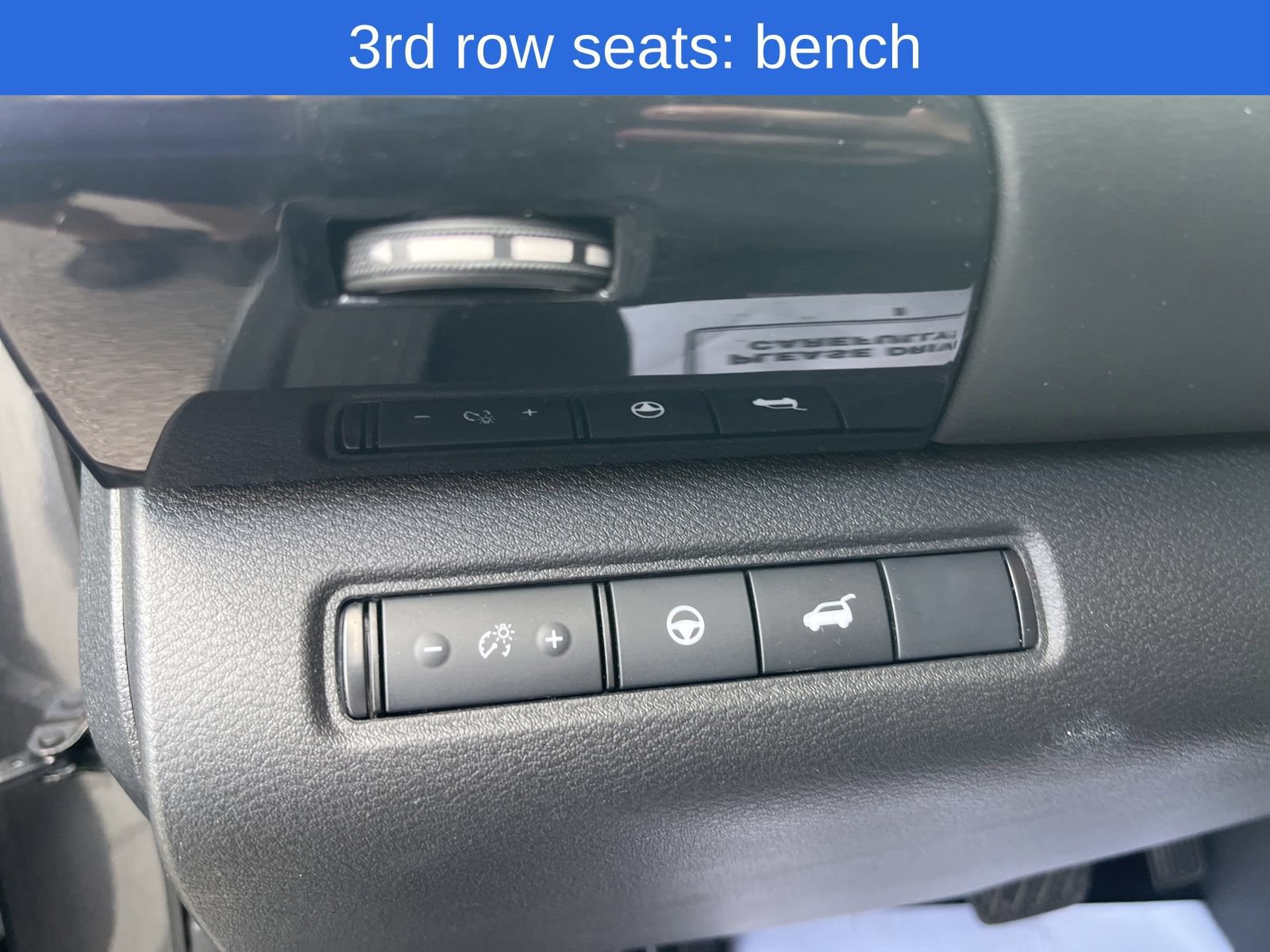 Used 2025 Nissan Pathfinder SV FWD image 13