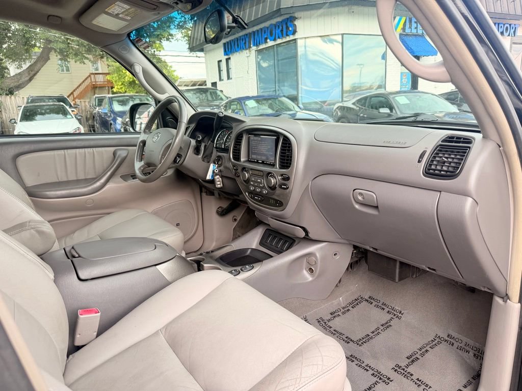 Used 2006 Toyota Sequoia Limited AWD/4WD image 9