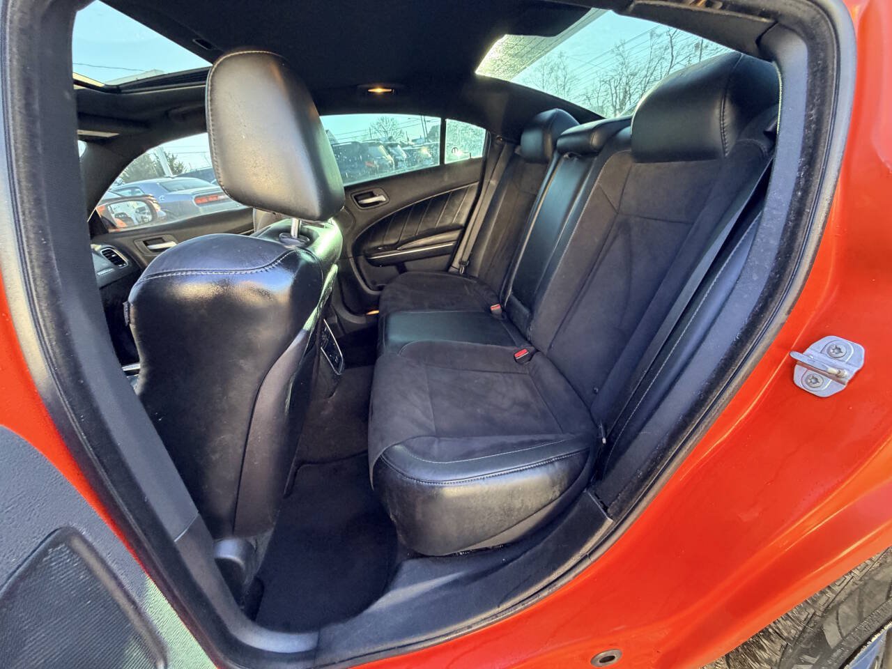 Used 2016 Dodge Charger R/T Scat Pack w/ Technology Group RWD image 44