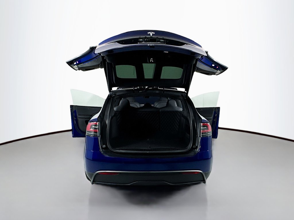 Used 2023 Tesla Model X AWD/4WD image 32