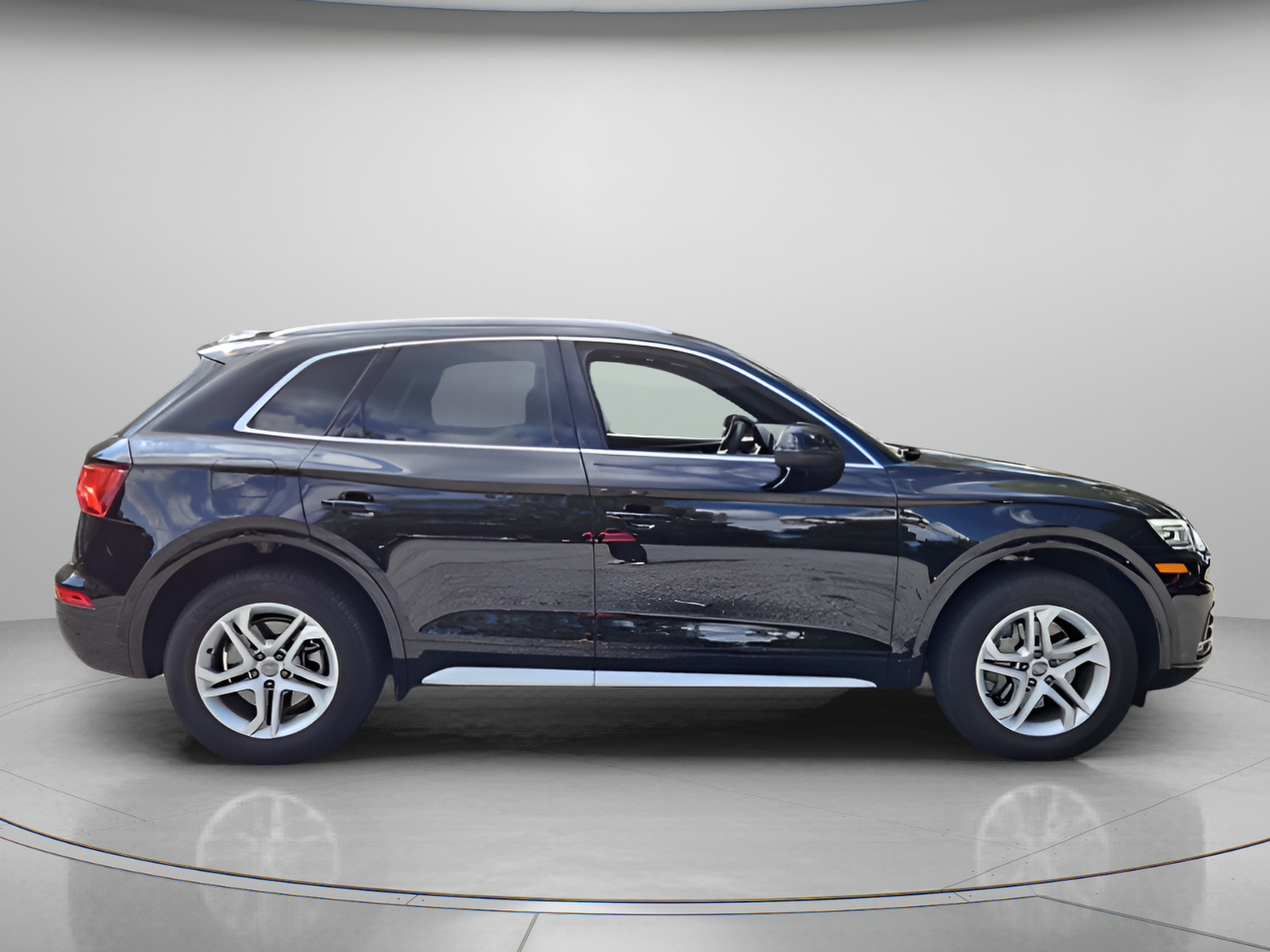 Used 2019 Audi Q5 2.0T Premium AWD/4WD image 6