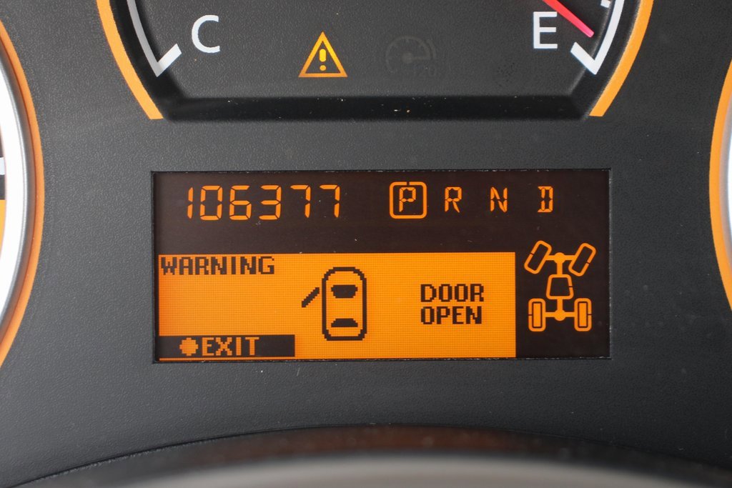 Used 2013 Nissan Titan SV w/ SV Value Truck Pkg image 21