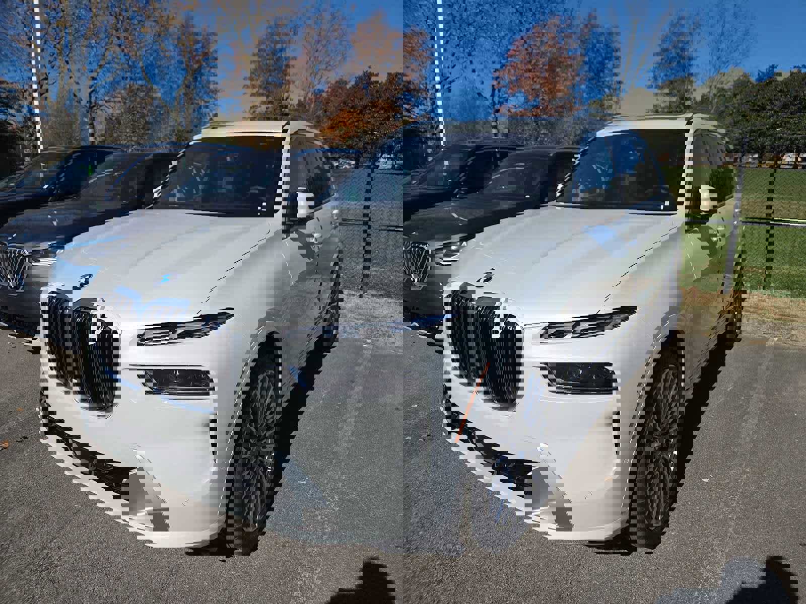 Used 2026 BMW X7 xDrive40i w/ Executive Package image 11