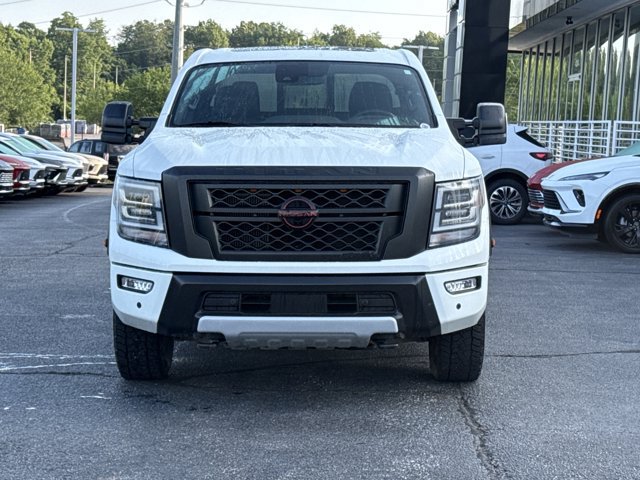 Used 2024 Nissan Titan PRO-4X w/ Pro-4x Convenience Package AWD/4WD image 14