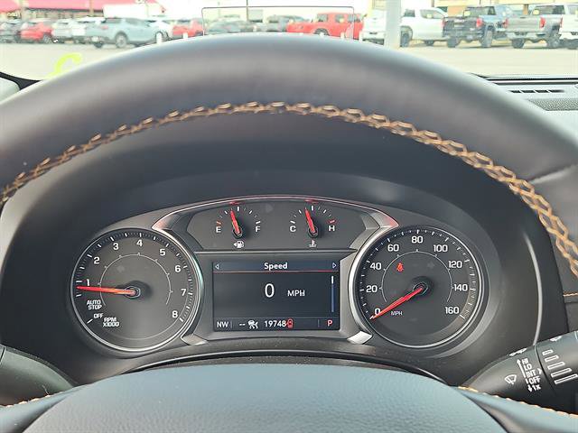 Used 2024 GMC Terrain AT4 w/ Tech Package AWD/4WD image 16