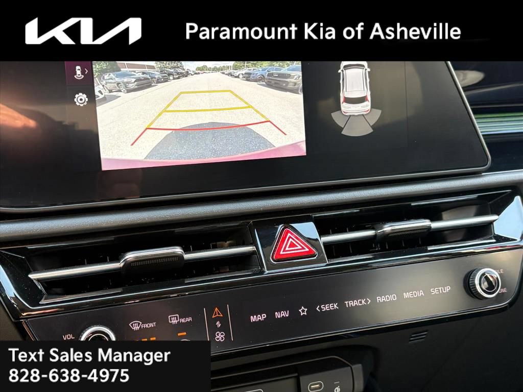 Certified 2025 Kia Niro EX FWD image 10
