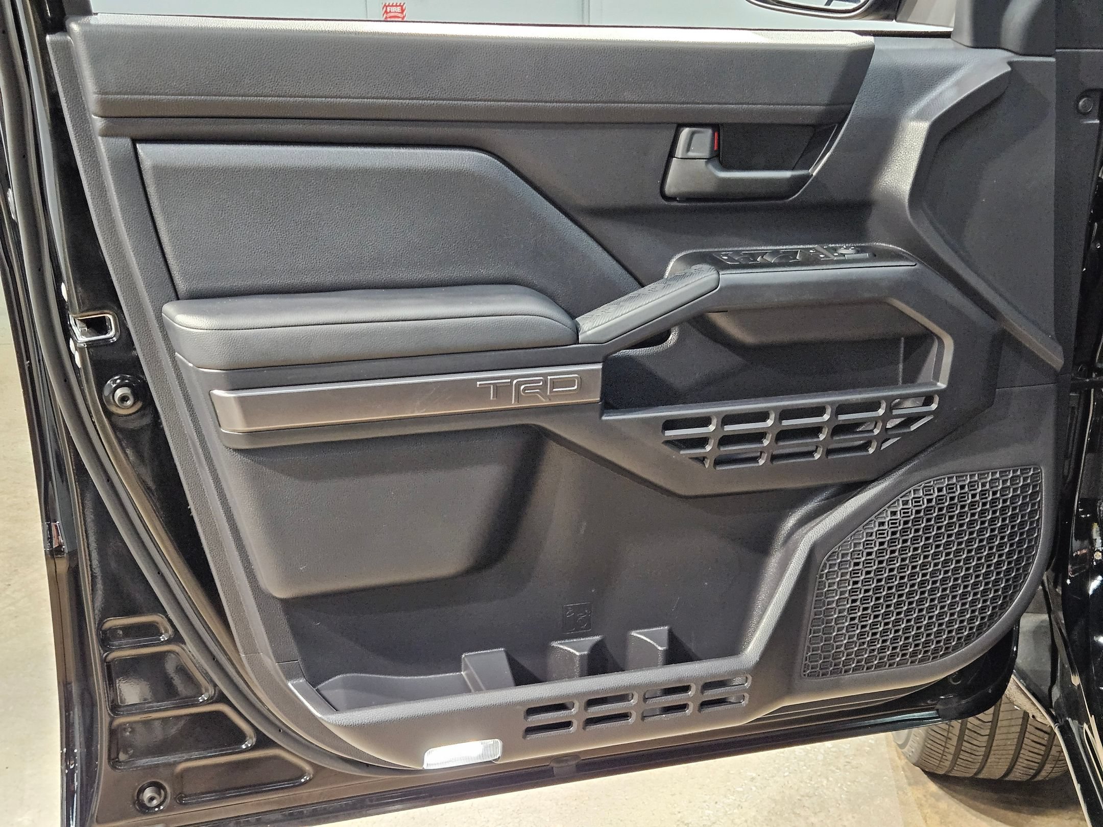 Certified 2025 Toyota 4Runner TRD Sport AWD/4WD image 20