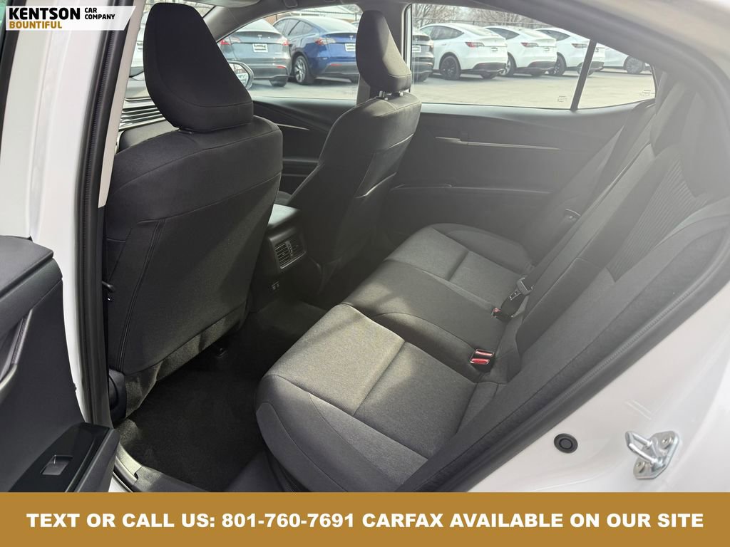 Used 2026 Toyota Camry LE image 33