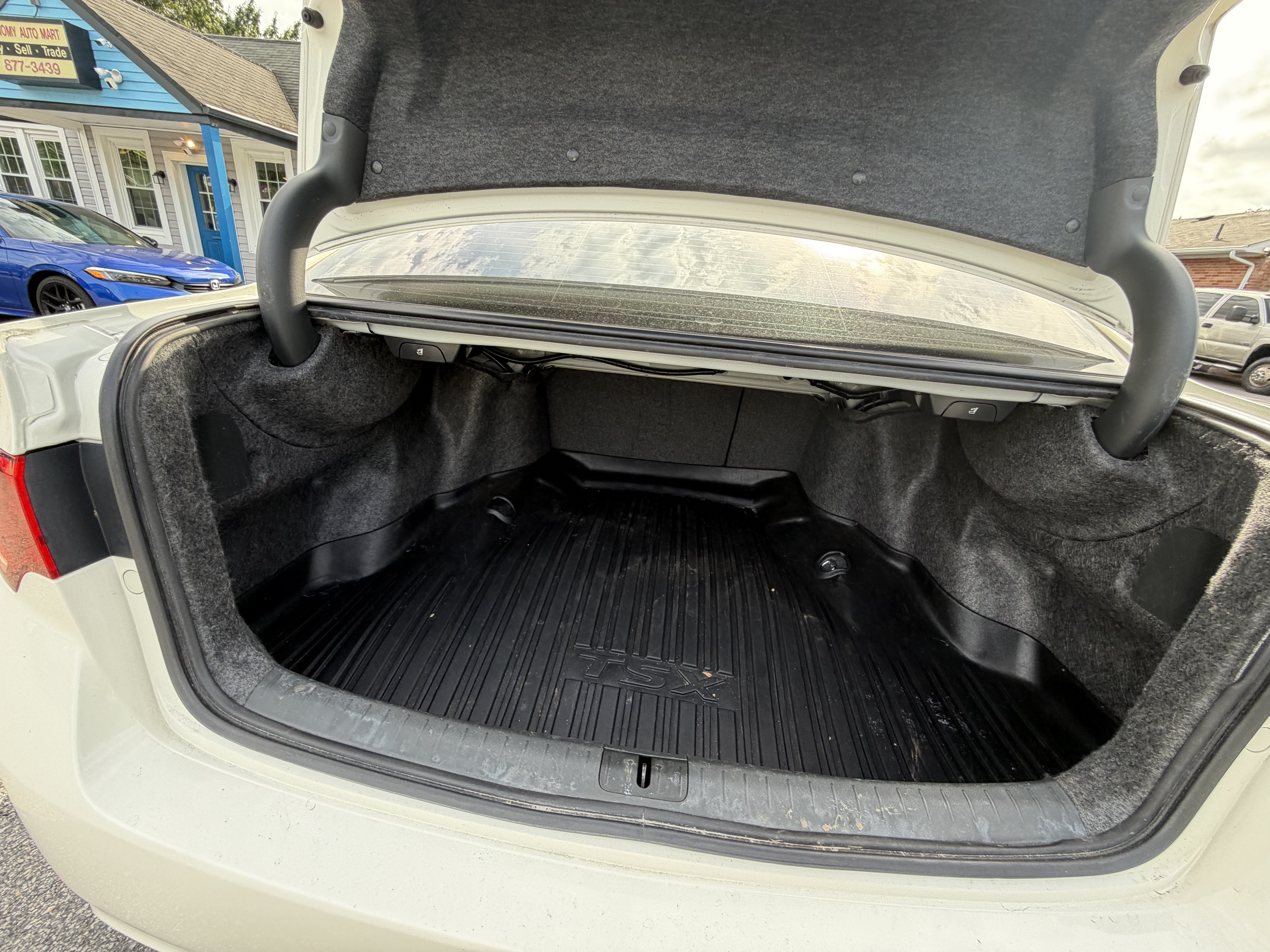 Used 2011 Acura TSX Sedan FWD image 19