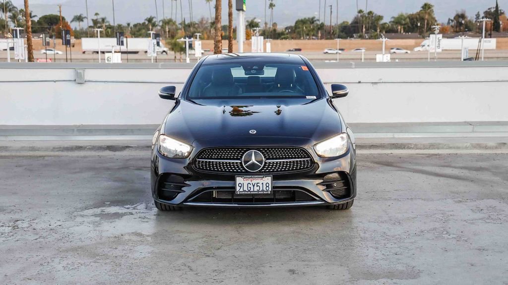 Used 2023 Mercedes-Benz E 350 Sedan image 3