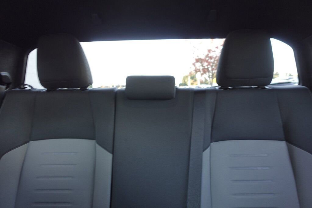 Used 2025 Toyota Tacoma TRD Off-Road image 16