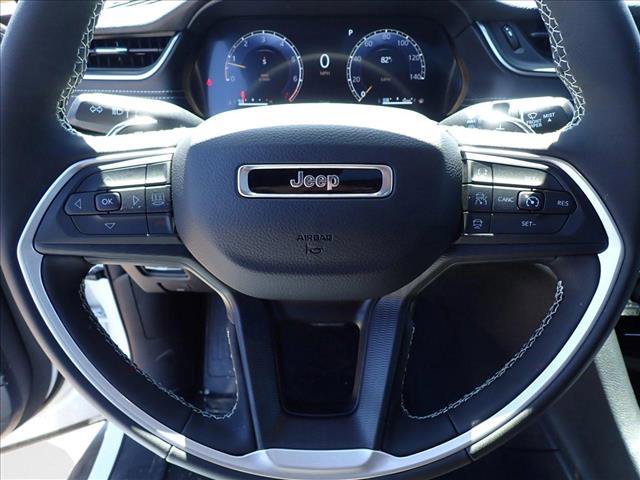 New 2025 Jeep Grand Cherokee Altitude image 16