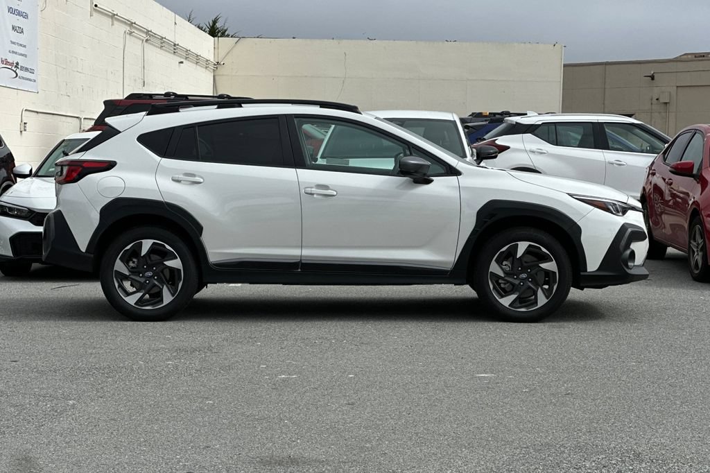 Used 2025 Subaru Crosstrek 2.5i Limited w/ Crosstrek Mirror Package AWD/4WD image 3