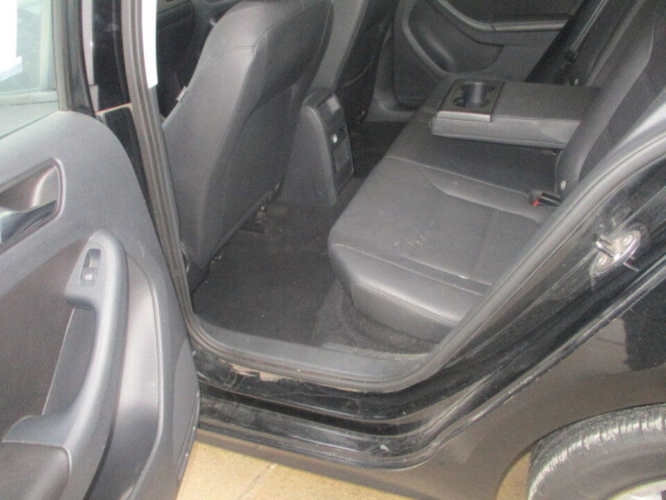 Used 2011 Volkswagen Jetta SE image 21