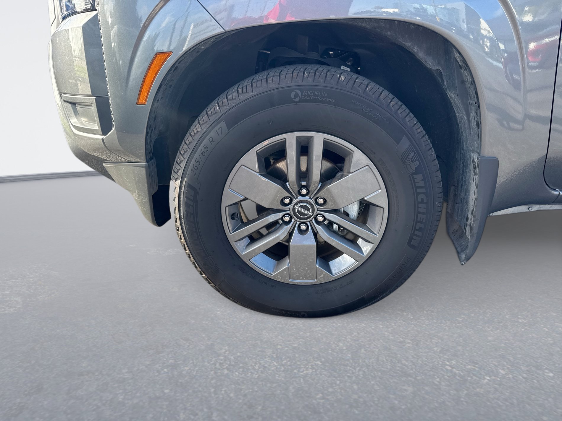 Certified 2025 Nissan Frontier SV RWD image 11