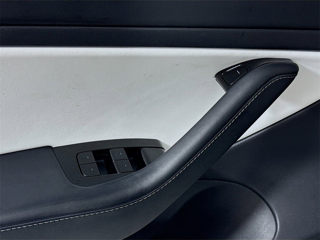 Used 2020 Tesla Model 3 Long Range image 15