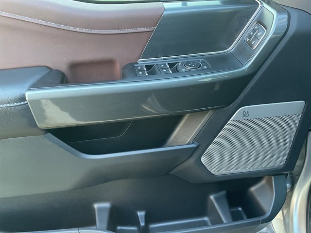 Used 2022 Ford F150 Lariat w/ Equipment Group 502A High image 19