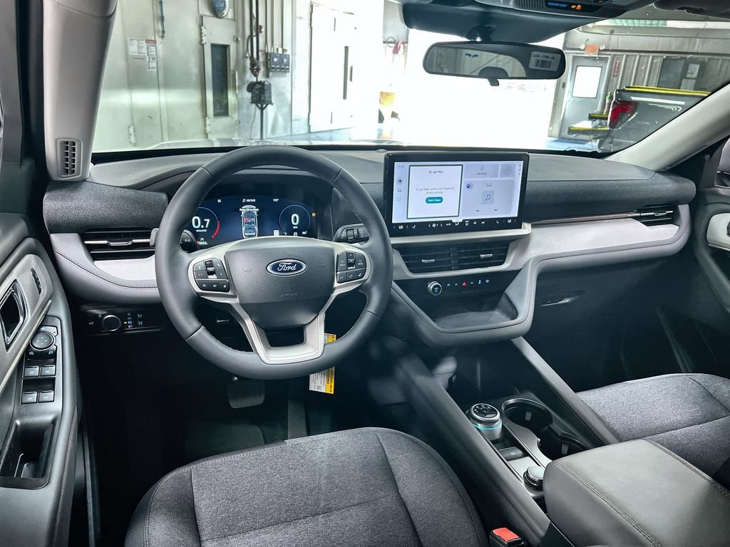 New 2026 Ford Explorer Active AWD/4WD image 17