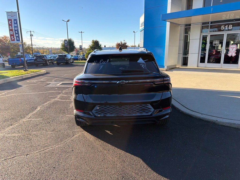 Certified 2024 Chevrolet Equinox EV RS AWD/4WD image 3