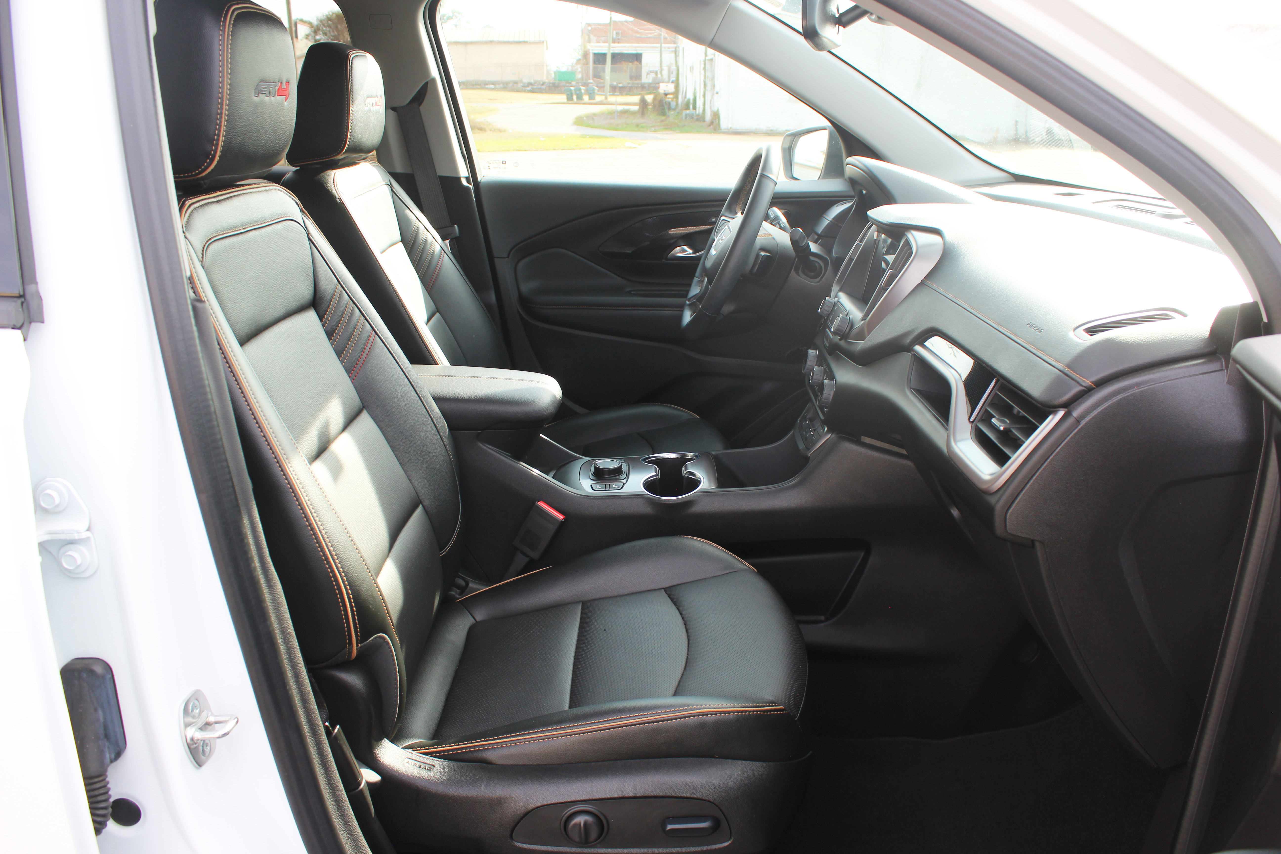 Used 2024 GMC Terrain AT4 image 50