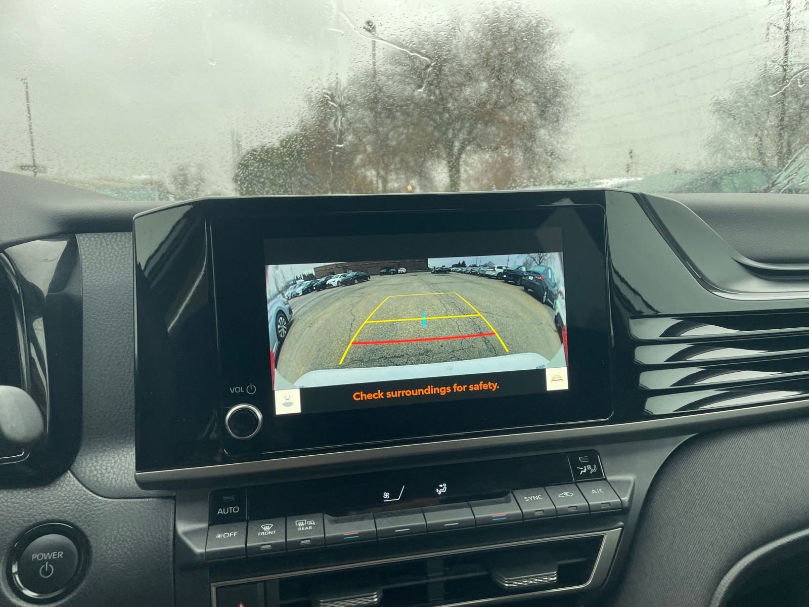 Used 2025 Toyota Camry LE image 17