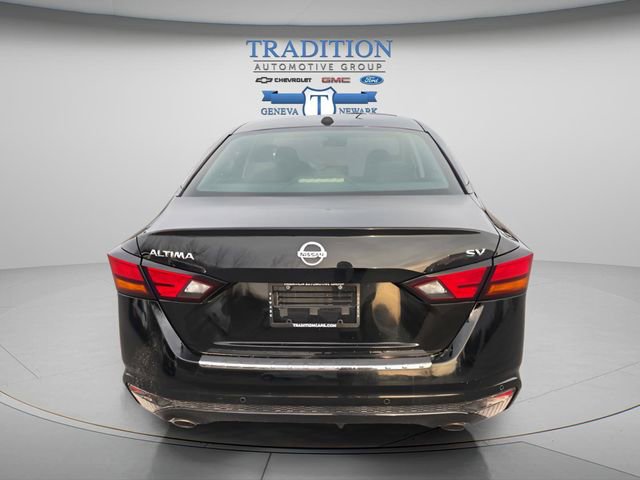 Used 2022 Nissan Altima 2.5 SV w/ SV Premium Package image 10