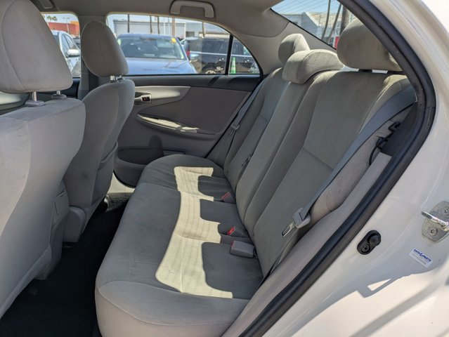 Used 2013 Toyota Corolla LE image 16