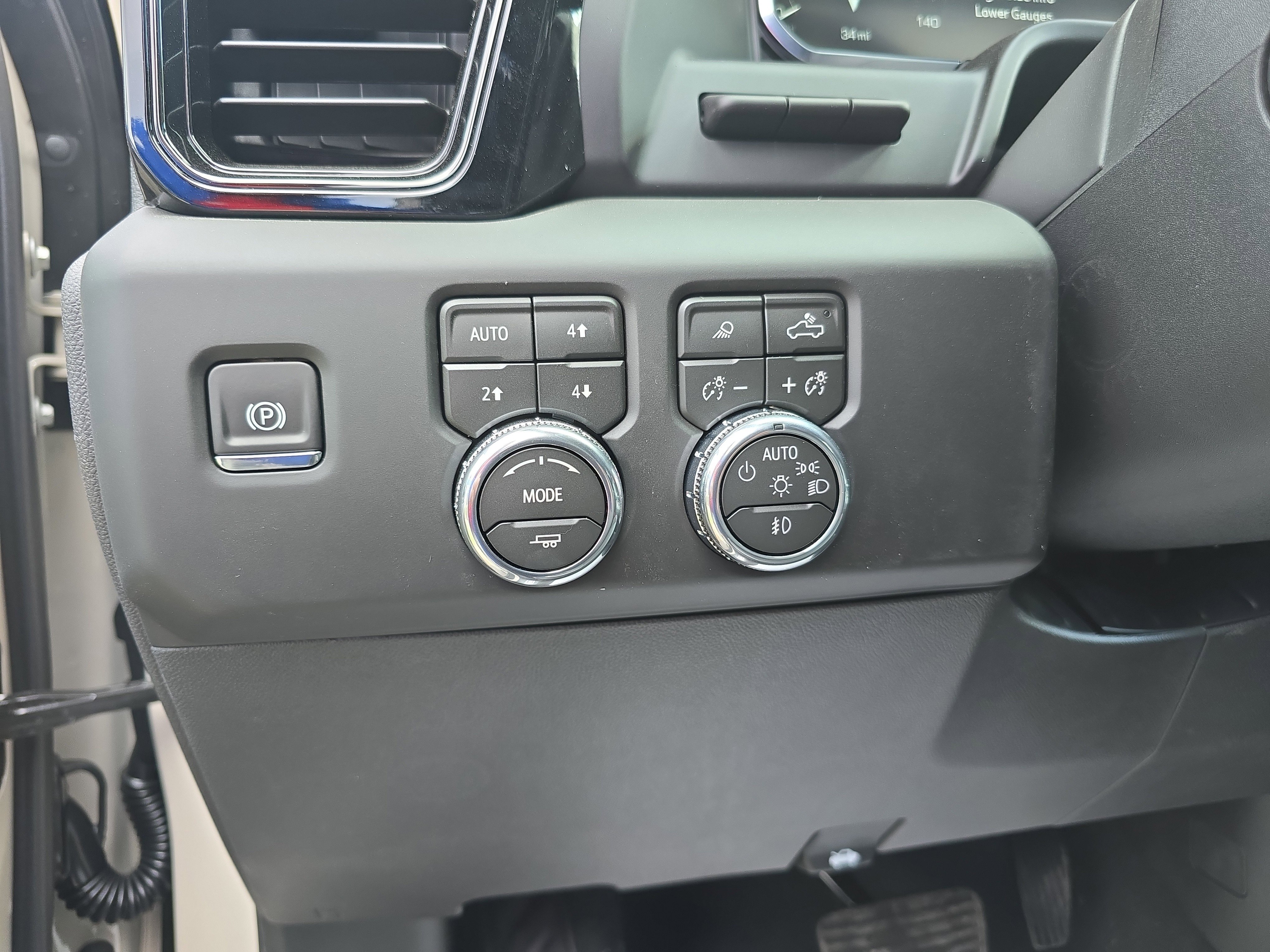 New 2026 GMC Sierra 1500 AT4X w/ LPO, Black Badging Package AWD/4WD image 21