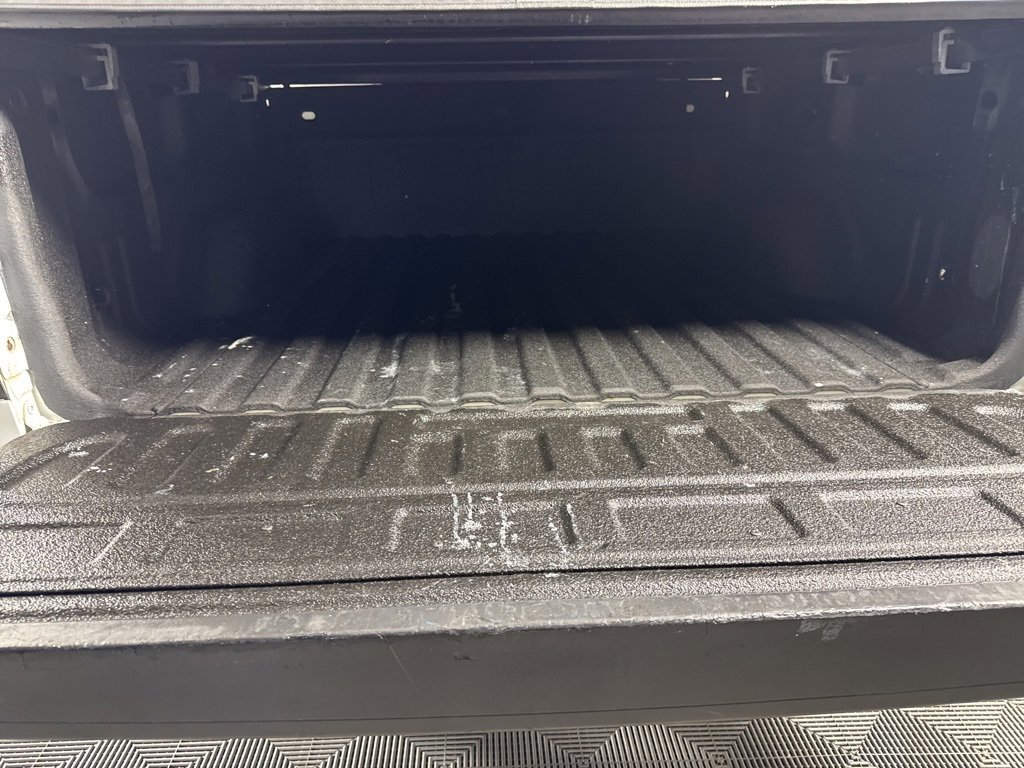 Used 2016 GMC Sierra 1500 SLT w/ SLT Preferred Package image 33