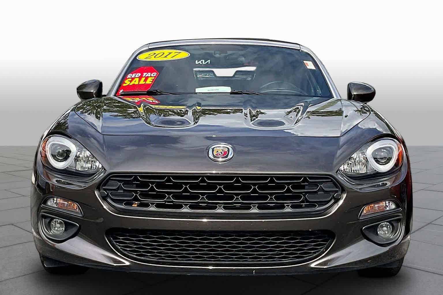 Used 2017 FIAT 124 Spider Lusso image 4