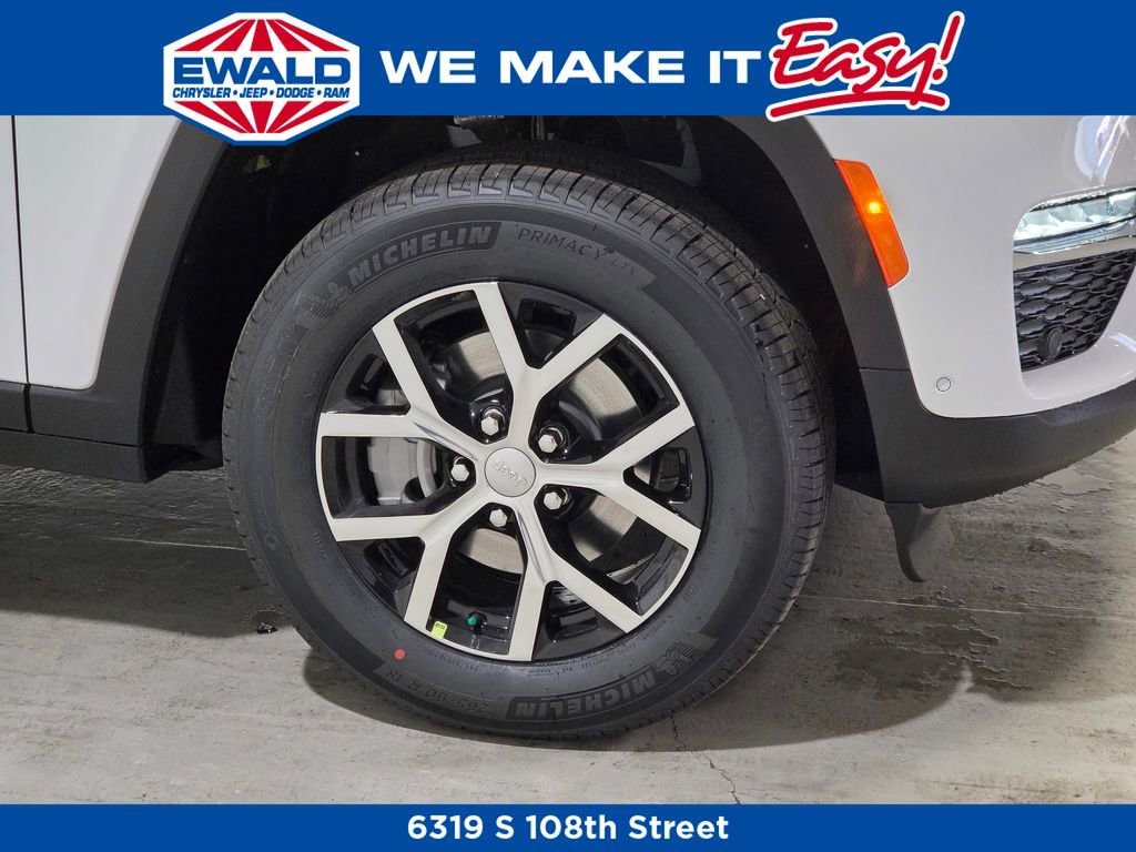 New 2025 Jeep Grand Cherokee Limited w/ Luxury Tech Group II image 13