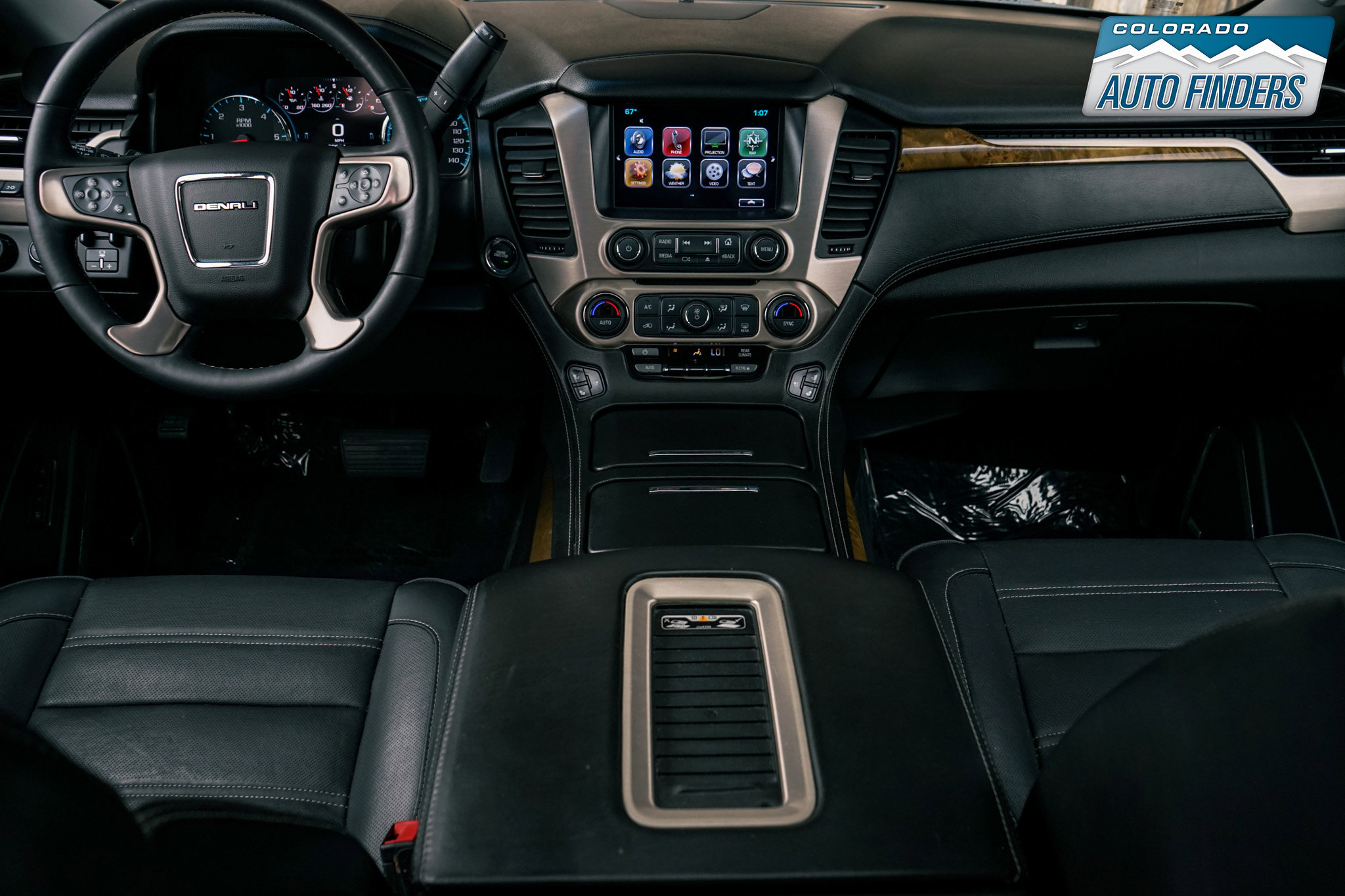 Used 2017 GMC Yukon XL Denali w/ Open Road Package image 25