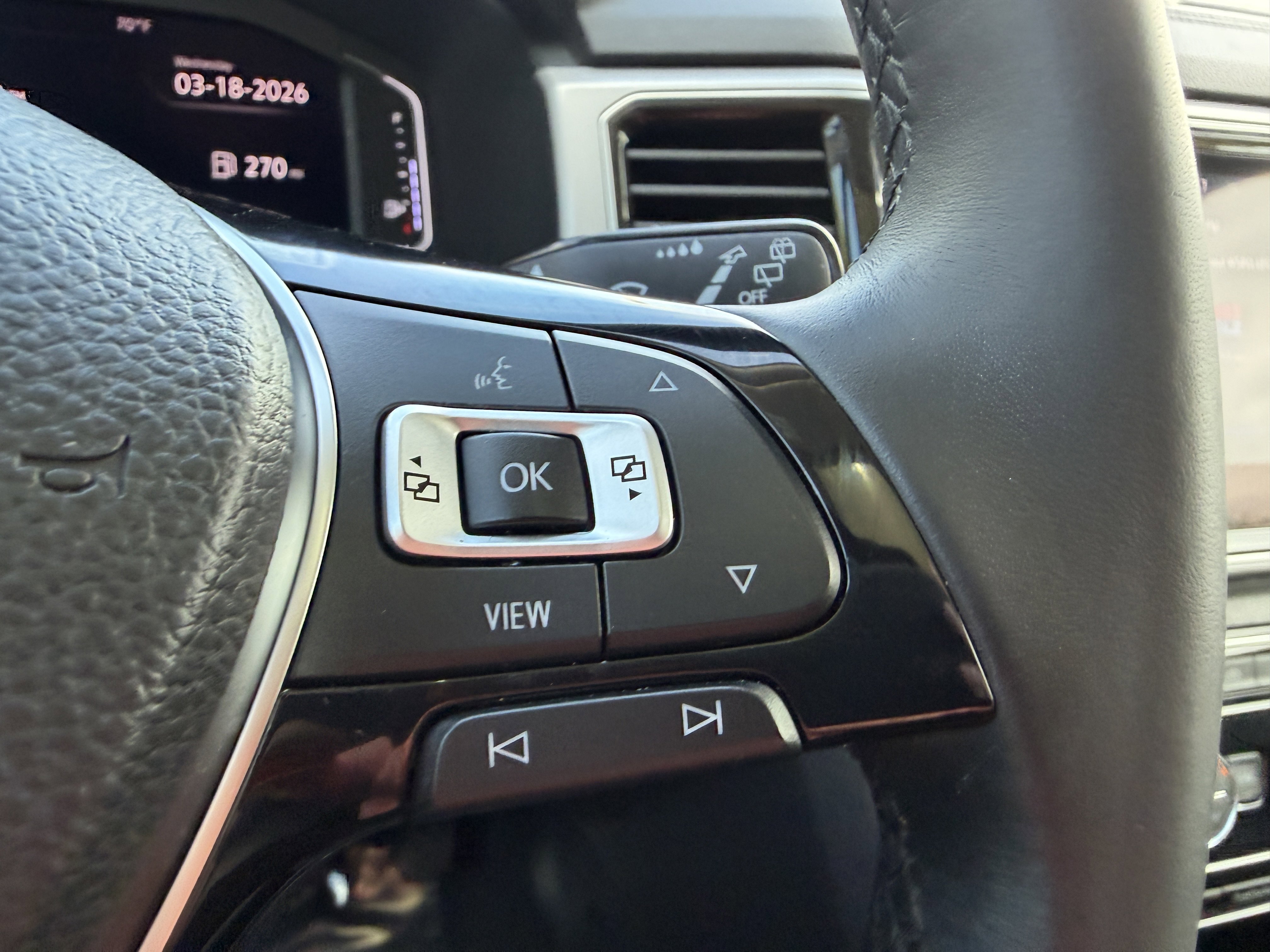 Used 2019 Volkswagen Atlas SEL FWD image 26