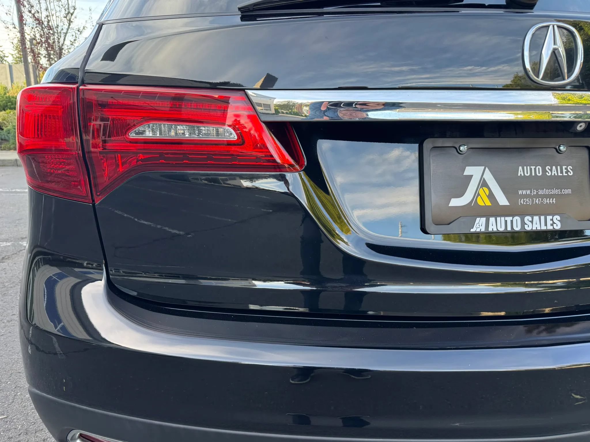 Used 2016 Acura MDX w/ Technology Package AWD/4WD image 15
