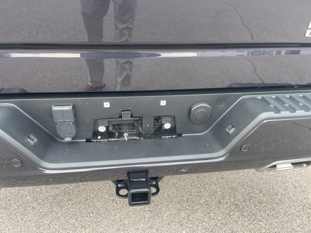 Used 2022 Chevrolet Silverado 1500 High Country image 14