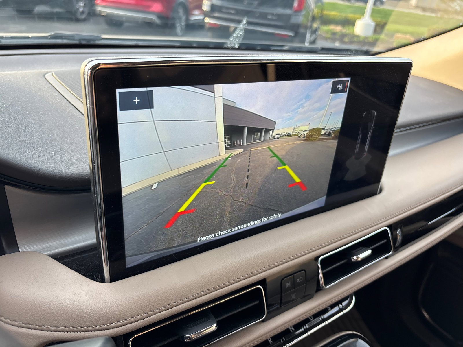 Used 2022 Lincoln Nautilus AWD w/ Premium Package image 20