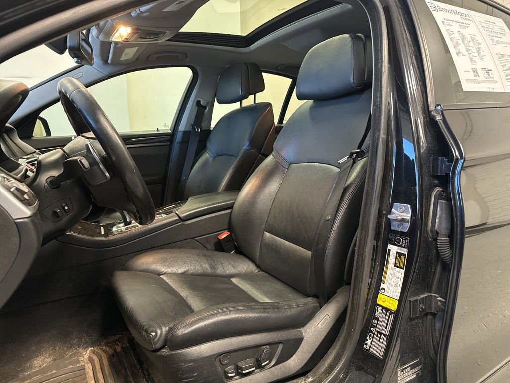 Used 2013 BMW 528i xDrive Sedan AWD/4WD image 7